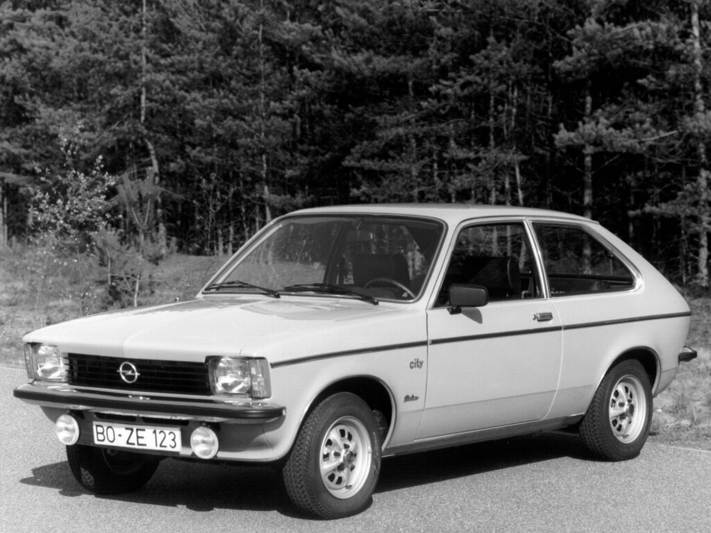 Opel Kadett 4 поколение, рестайлинг, хэтчбек 3 дв. (07.1977 - 07.1979)